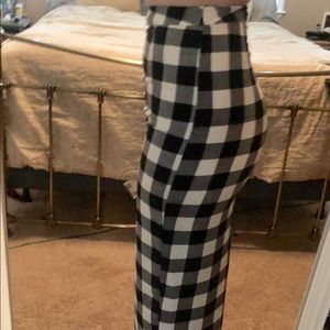 Plaid pencil skirt